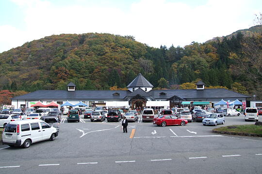 /pref-gifu/takayamakiyomi/g061104/me-pascalDSCF4202.JPG 道の駅 パスカル清見 の写真(83) 2006年11月04日