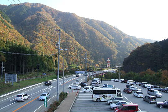 /pref-gifu/takayamatakane/g061103/me-nagisaDSCF3461.JPG 道の駅 飛騨街道なぎさ の写真(81) 2006年11月03日