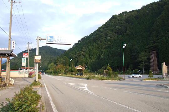 /pref-gifu/takayamatakane/g070922/me-asahimuraDSCF1972.JPG 道の駅 ひだ朝日村 の写真(82) 2007年09月22日