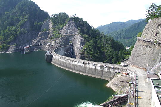 /pref-gifu/takayamatakane/g070922/takane-damDSCF1820.JPG 高根第一ダム・高根乗鞍湖 の写真(83) 2007年09月22日