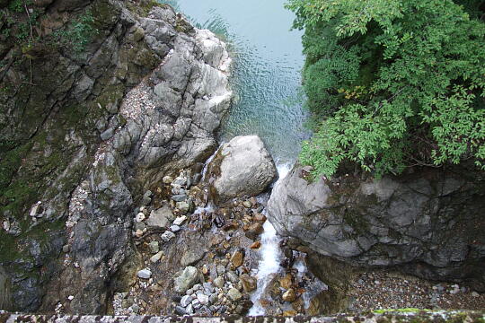 /pref-ishikawa/hakusan/g070929/koarashidakiDSCF3875.JPG 小嵐滝 の写真(82) 2007年09月29日