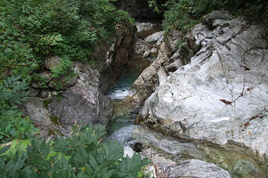 /pref-ishikawa/hakusan/g070929/oarashidakiDSCF3858.JPG 大嵐滝 の写真(85) 2007年09月29日