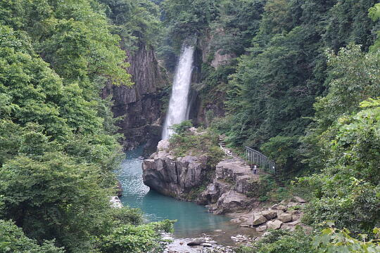 /pref-ishikawa/hakusan/g070929/watagataki-tenbodaiDSCF3804.JPG 綿ヶ滝展望台 の写真(83) 2007年09月29日