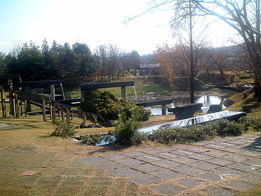 /pref-ishikawa/kaga/g021201/kutani-bijutsu911.jpg 石川県立九谷焼美術館 の写真(85) 2002年12月01日