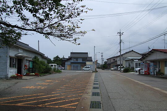 /pref-ishikawa/kahoku/g070708/yokoyama-ekimaeDSCF6860.JPG JR横山駅前 の写真(80) 2007年07月08日