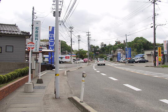 /pref-ishikawa/nanao/g050515/wakura-stnbusP5152984.JPG 和倉温泉駅 バスのりば の写真(85) 2005年05月15日