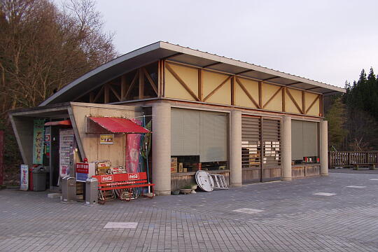 /pref-ishikawa/noto/g060504/me-sakuratogeP5046637.JPG 道の駅 桜峠 の写真(81) 2006年05月04日