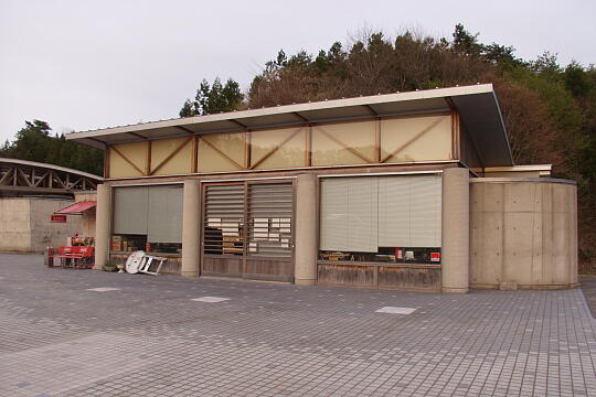 /pref-ishikawa/noto/g060504/me-sakuratogeP5046650.JPG 道の駅 桜峠 の写真(85) 2006年05月04日