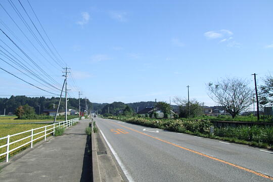 /pref-ishikawa/notojima/g070915/kasashiho-ekiuraDSCF8842.JPG 笠師保駅裏(国道249号側) の写真(82) 2007年09月15日