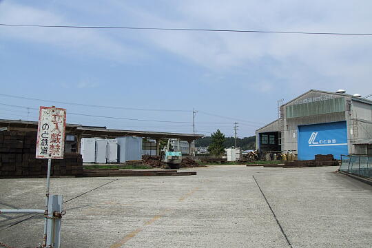/pref-ishikawa/suzu/g070429/suzu-stn5303.JPG (旧)珠洲駅 の写真(82) 2007年04月29日