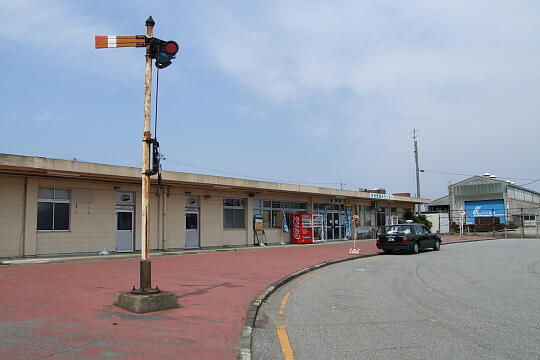 /pref-ishikawa/suzu/g070429/suzu-stn5309.JPG (旧)珠洲駅 の写真(85) 2007年04月29日