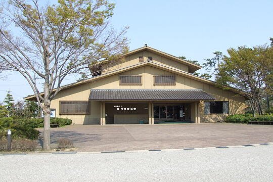 /pref-ishikawa/suzu/g070429/suzuyaki-shiryokan5325.JPG 珠洲焼資料館 の写真(81) 2007年04月29日