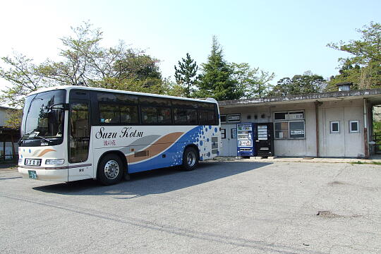 /pref-ishikawa/suzu/g070429/takojima-stn5317.JPG (旧)蛸島駅 の写真(82) 2007年04月29日