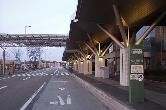 /pref-ishikawa/wajima/g060504/noto-airportP5046667.JPG 能登空港 の写真(81) 2006年05月04日