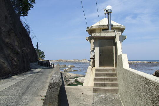 /pref-ishikawa/wajima/g070429/kenchojo5132.JPG 験潮場 の写真(83) 2007年04月29日