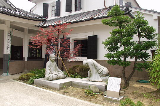 /pref-ishikawa/yamanaka/g050626/bashonoyakataP6264831.JPG 芭蕉の館 の写真(81) 2005年06月26日
