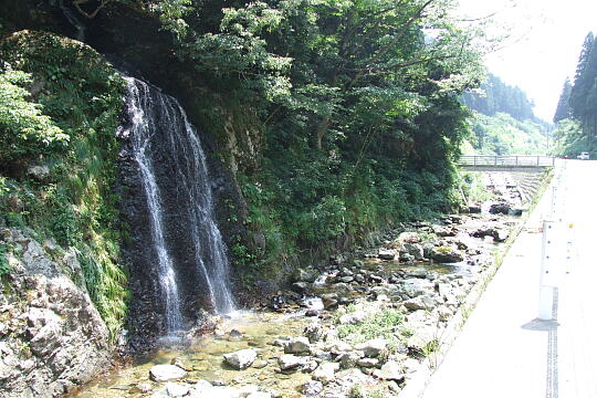 /pref-ishikawa/yamanaka/g080803/misutakiDSCF2278.JPG 簾滝(みす滝) の写真(82) 2008年08月03日