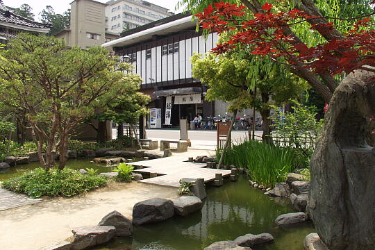 /pref-ishikawa/yamashiro/g050529/haduchiwoP5293492.JPG はづちを楽堂 の写真(82) 2005年05月29日