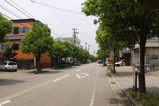 /pref-ishikawa/yamashiro/g050529/onsenP5293567.JPG 山代温泉バス停 の写真(81) 2005年05月29日