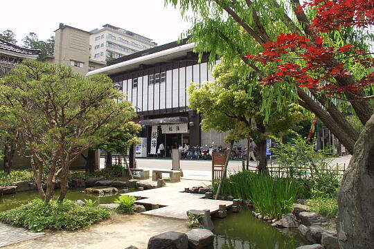 /pref-ishikawa/yamashiro/g050529/soyuP5293491.JPG 山代温泉総湯 の写真(81) 2005年05月29日