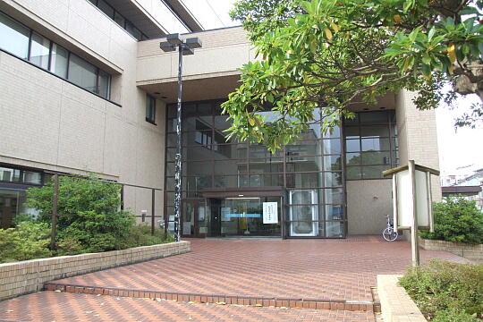 /pref-toyama/himi/g060917/shiminkaikanDSCF0184.JPG 氷見市民会館 の写真(81) 2006年09月17日
