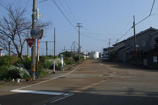 万葉線 中伏木駅 の写真(87) 2006年10月14日