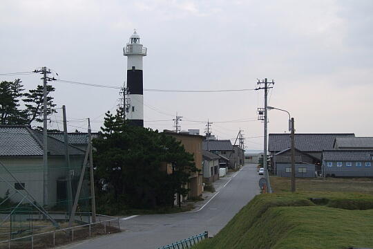 /pref-toyama/kurobe/g061014/ikuji-todaiDSCF2669.JPG 生地鼻灯台 の写真(83) 2006年10月14日