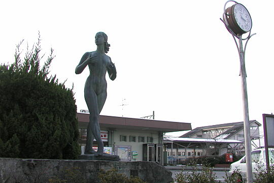 /pref-toyama/kurobe/g070101/kurobe-ekimaeP1014599.JPG JR黒部駅前 の写真(82) 2007年01月01日