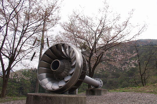 /pref-toyama/nanto/g060503/ti-soyamaP5035829.JPG 〔平〕国道156線 祖山付近 の写真(83) 2006年05月03日