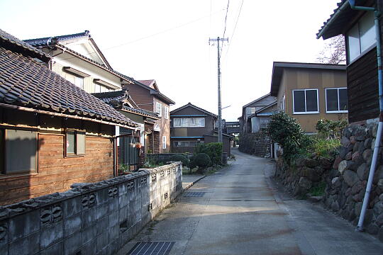 /pref-toyama/nanto/g080406/jo-kawashimachikuDSCF8402.JPG 〔城端〕川島地区・文次郎杉 の写真(81) 2008年04月06日
