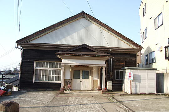 /pref-toyama/nanto/g080406/jo-keisatsunosakaDSCF8483.JPG 〔城端〕警察の坂・浄念寺 の写真(81) 2008年04月06日