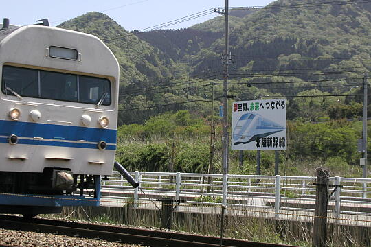 /pref-toyama/nyuzen/g050503/ecchumiyazaki-stnP5032146.JPG 越中宮崎駅 の写真(86) 2005年05月03日