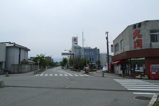 /pref-toyama/nyuzen/g090504/nyuzen-stnDSCF7310.JPG JR入善駅 の写真(82) 2009年05月04日