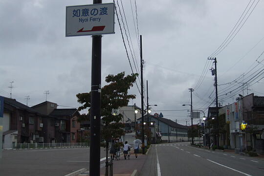 /pref-toyama/takaoka/g060917/fushiki-stnDSCF0356.JPG JR伏木駅 の写真(81) 2006年09月17日