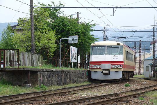 /pref-toyama/tateyama/g090504/iwakuraji-stnDSCF7637.JPG 富山地方鉄道 岩峅寺駅 の写真(81) 2009年05月04日