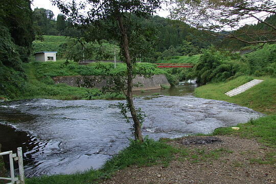 /pref-toyama/tonami/g070917/miyajimakyo-ningyoDSCF0726.JPG 宮島峡 人魚の像 の写真(84) 2007年09月17日