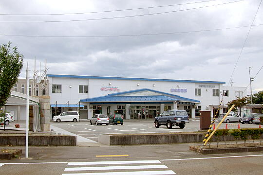 /pref-toyama/toyama/g070917/canal-kaikanDSCF1240.JPG 岩瀬カナル会館 の写真(80) 2007年09月17日