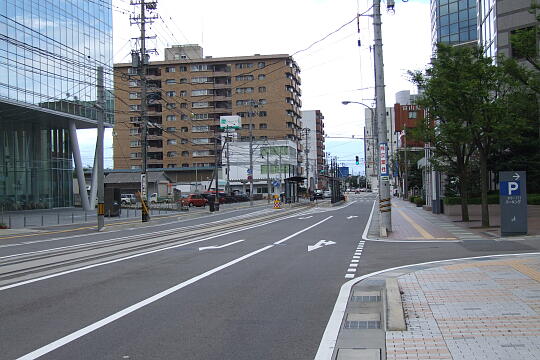 /pref-toyama/toyama/g070917/tlr-intecDSCF1133.JPG ポートラム インテック本社前電停 の写真(80) 2007年09月17日
