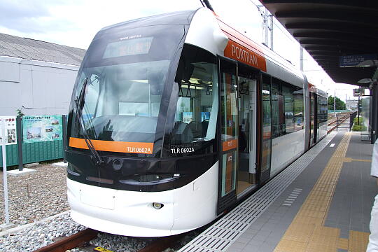 /pref-toyama/toyama/g070917/tlr-iwasehamaDSCF1230.JPG ポートラム 岩瀬浜電停 の写真(81) 2007年09月17日