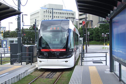 /pref-toyama/toyama/g070917/tlr-toyamaekikitaDSCF1120.JPG ポートラム 富山駅北電停 の写真(81) 2007年09月17日