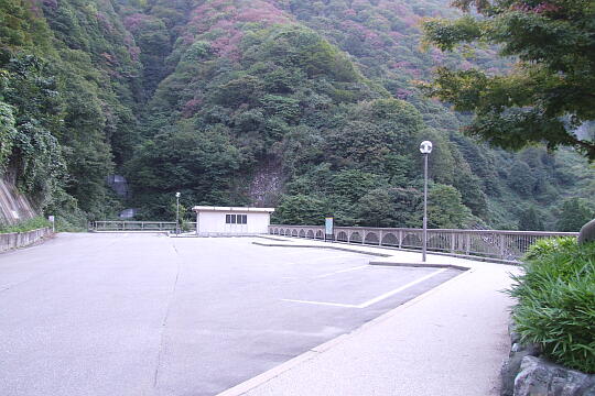 /pref-toyama/unazuki/g091012/dai1-tenboDSCF0904.JPG うなづき湖 第1展望広場 の写真(82) 2009年10月12日