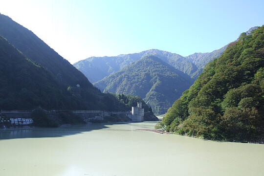 /pref-toyama/unazuki/g091012/dai1-tenboDSCF1051.JPG うなづき湖 第1展望広場 の写真(83) 2009年10月12日