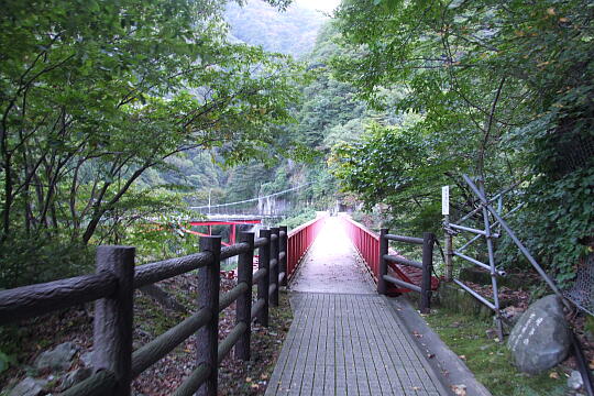 /pref-toyama/unazuki/g091012/yamabiko-oldDSCF0730.JPG 旧山彦橋(やまびこ遊歩道) の写真(82) 2009年10月12日