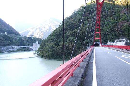 /pref-toyama/unazuki/g091012/yanagibashiDSCF0939.JPG 柳橋駅・新柳河原発電所 の写真(82) 2009年10月12日