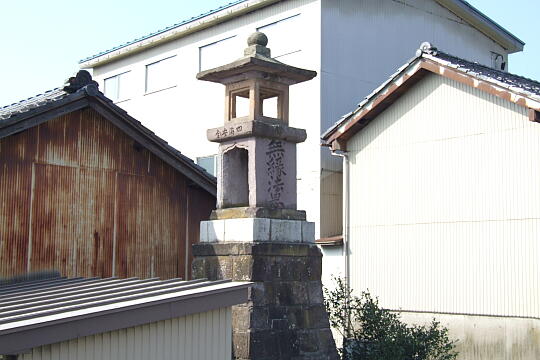 /pref-toyama/uozu/g061014/mantodaiDSCF2505.JPG 万燈台 の写真(81) 2006年10月14日