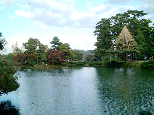 /sv-kenroku/gazo512/gazo011110/ken-kasumigaike135.jpg