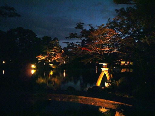 /sv-kenroku/gazo512/gazo011110/ken-kotoji-night168.jpg