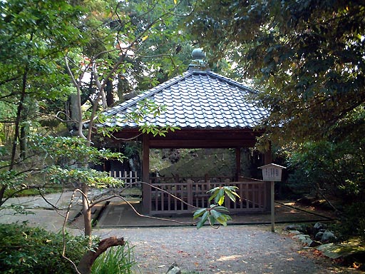 /sv-kenroku/gazo512/gazo011125/ken-kinjoreitaku023.jpg