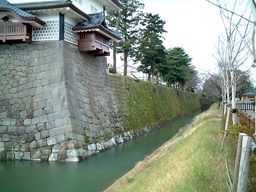 /sv-kenroku/gazo512/gazo011223/jo-hishiyagura127.jpg