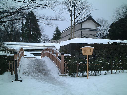 /sv-kenroku/gazo512/gazo020106/jo-gokuraku134.jpg